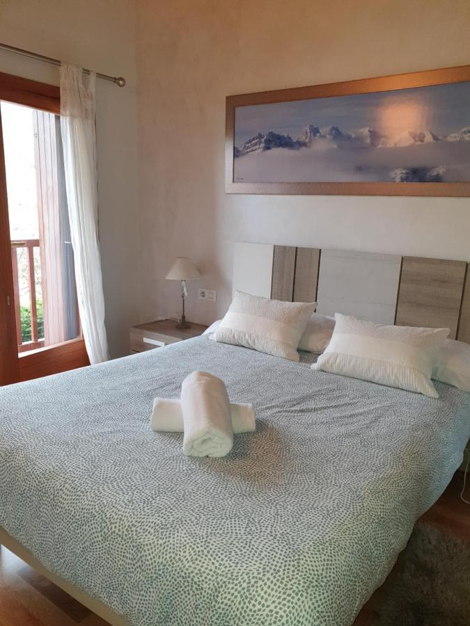 Pico Almanzor Villa Villanúa Eksteriør billede